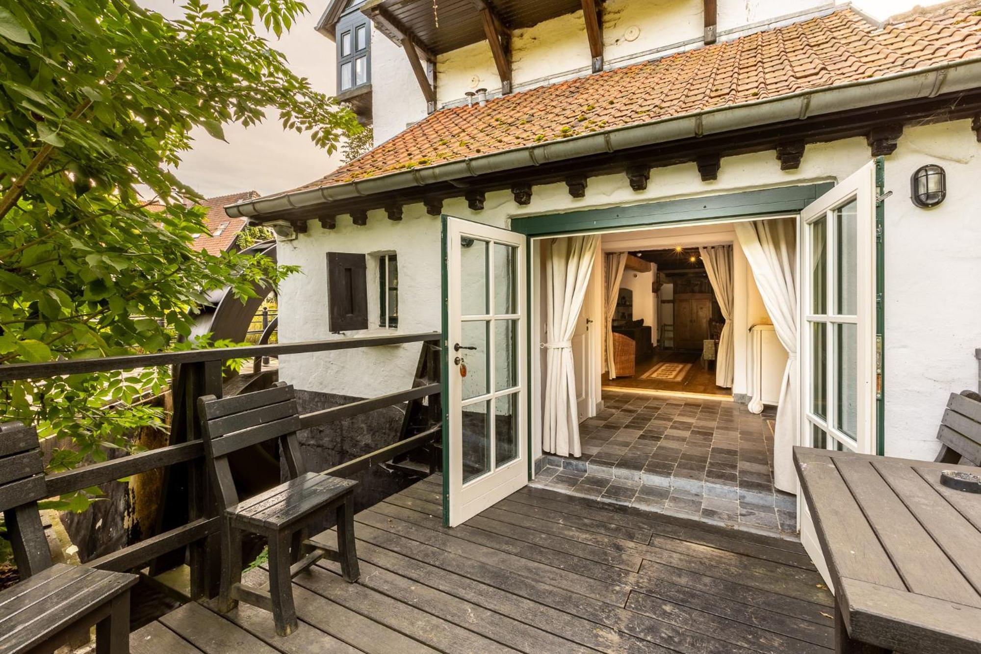 Gosciniec Pod Zajacem Oleśnica Exterior foto